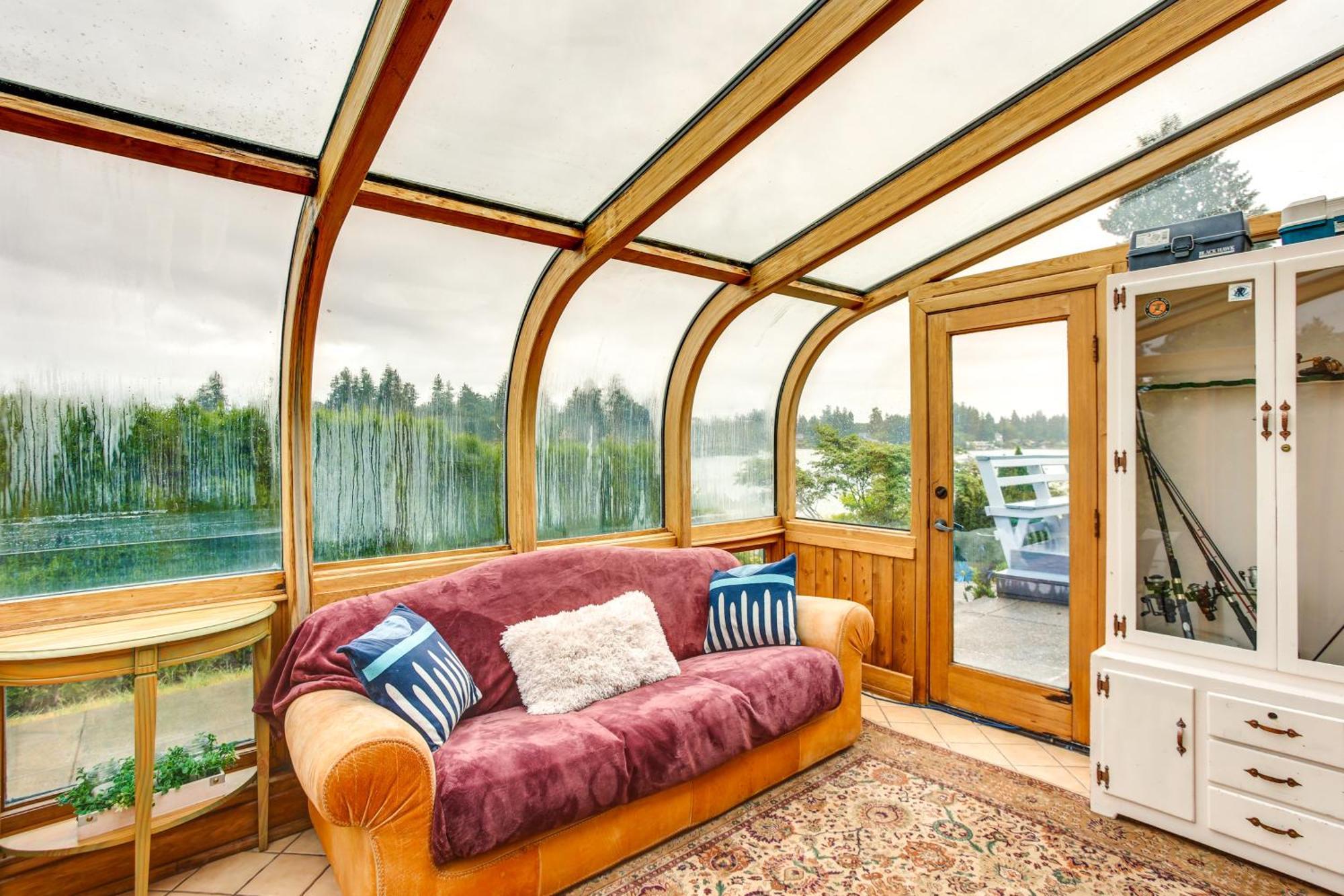 Tacoma Home On Steilacoom Lake With Dock! Zewnętrze zdjęcie
