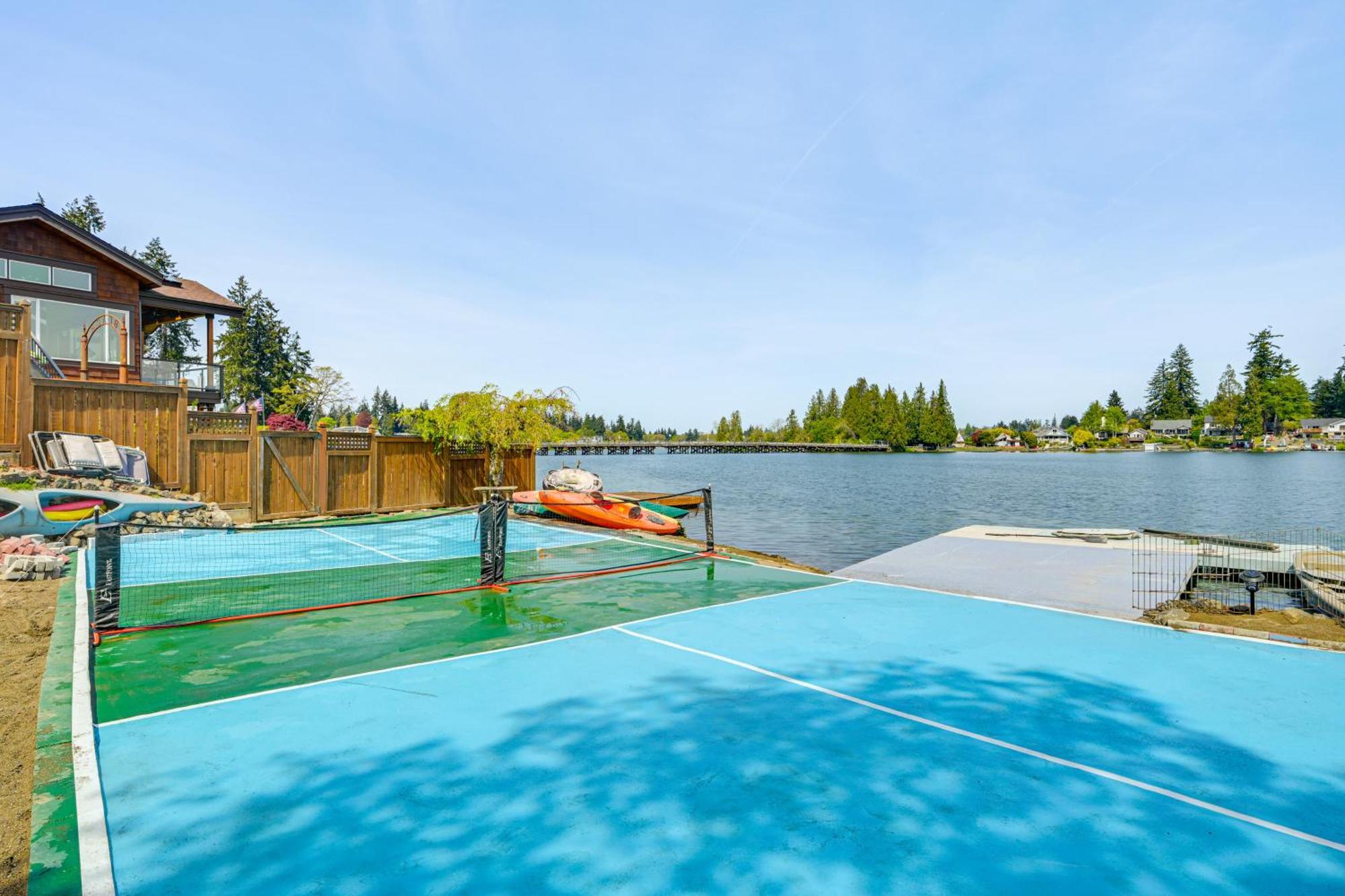 Tacoma Home On Steilacoom Lake With Dock! Zewnętrze zdjęcie