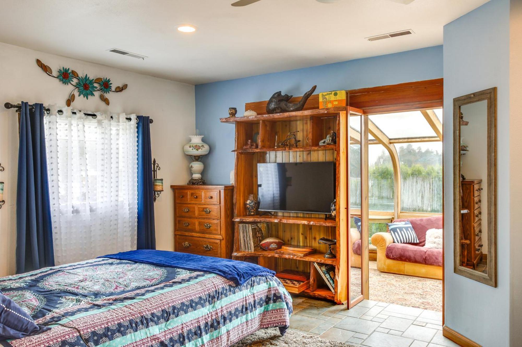 Tacoma Home On Steilacoom Lake With Dock! Zewnętrze zdjęcie