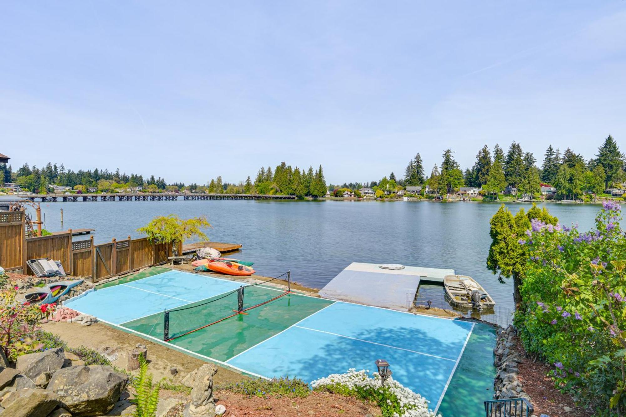 Tacoma Home On Steilacoom Lake With Dock! Zewnętrze zdjęcie